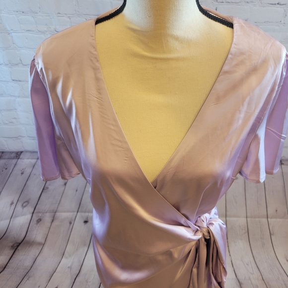 NWT Fashion Nova Satin Wrapped Dress. - Picture 6 of 6